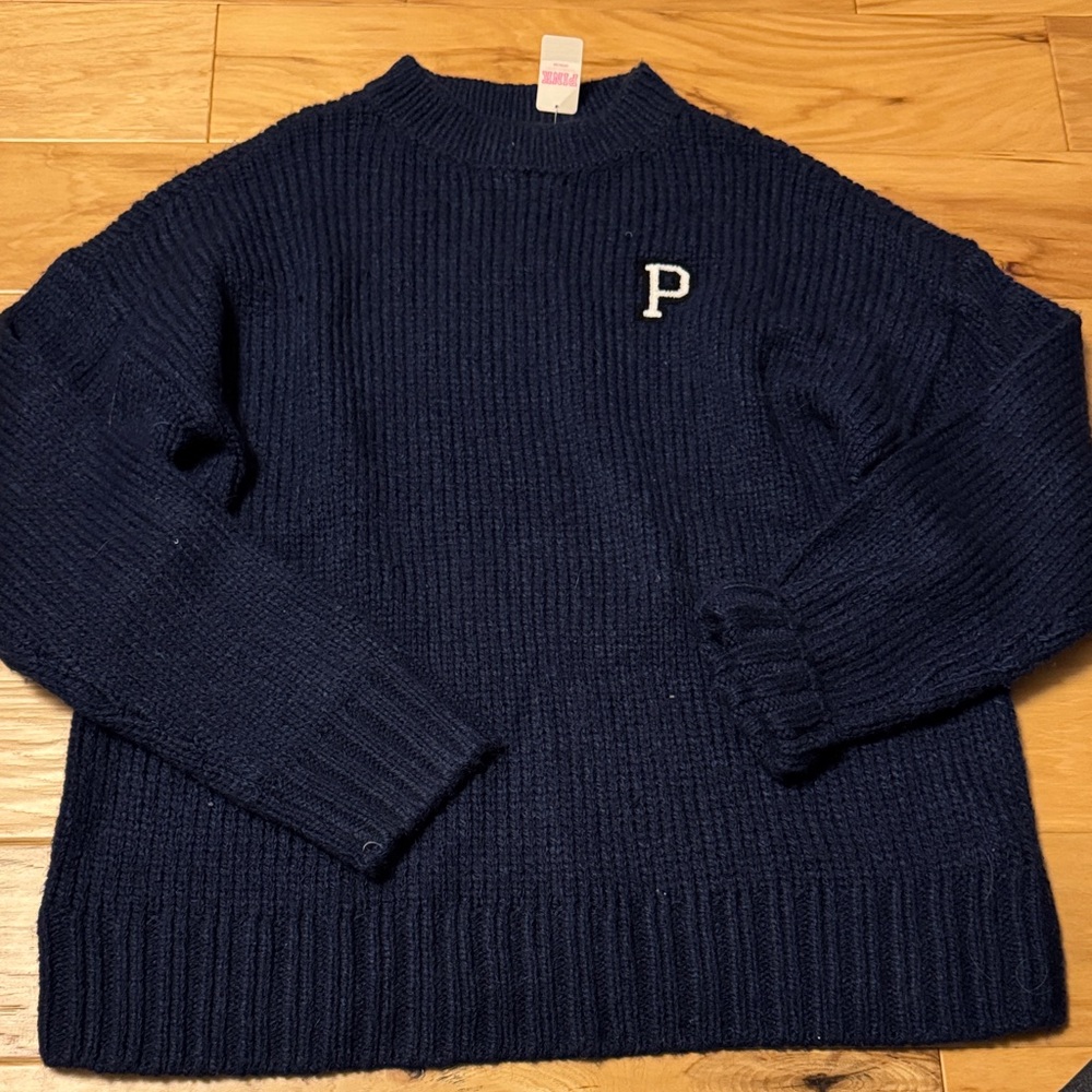 VS PINK - Navy Sweater